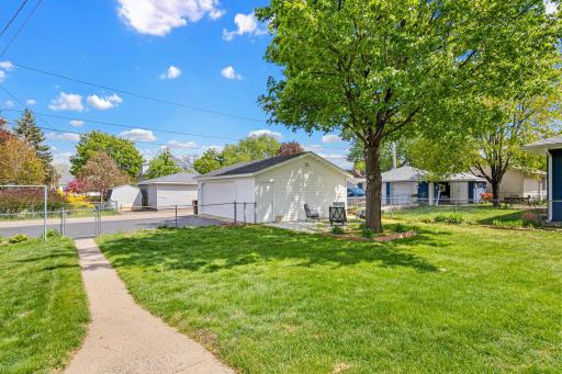 417 10th Avenue S, South Saint Paul, MN 55075