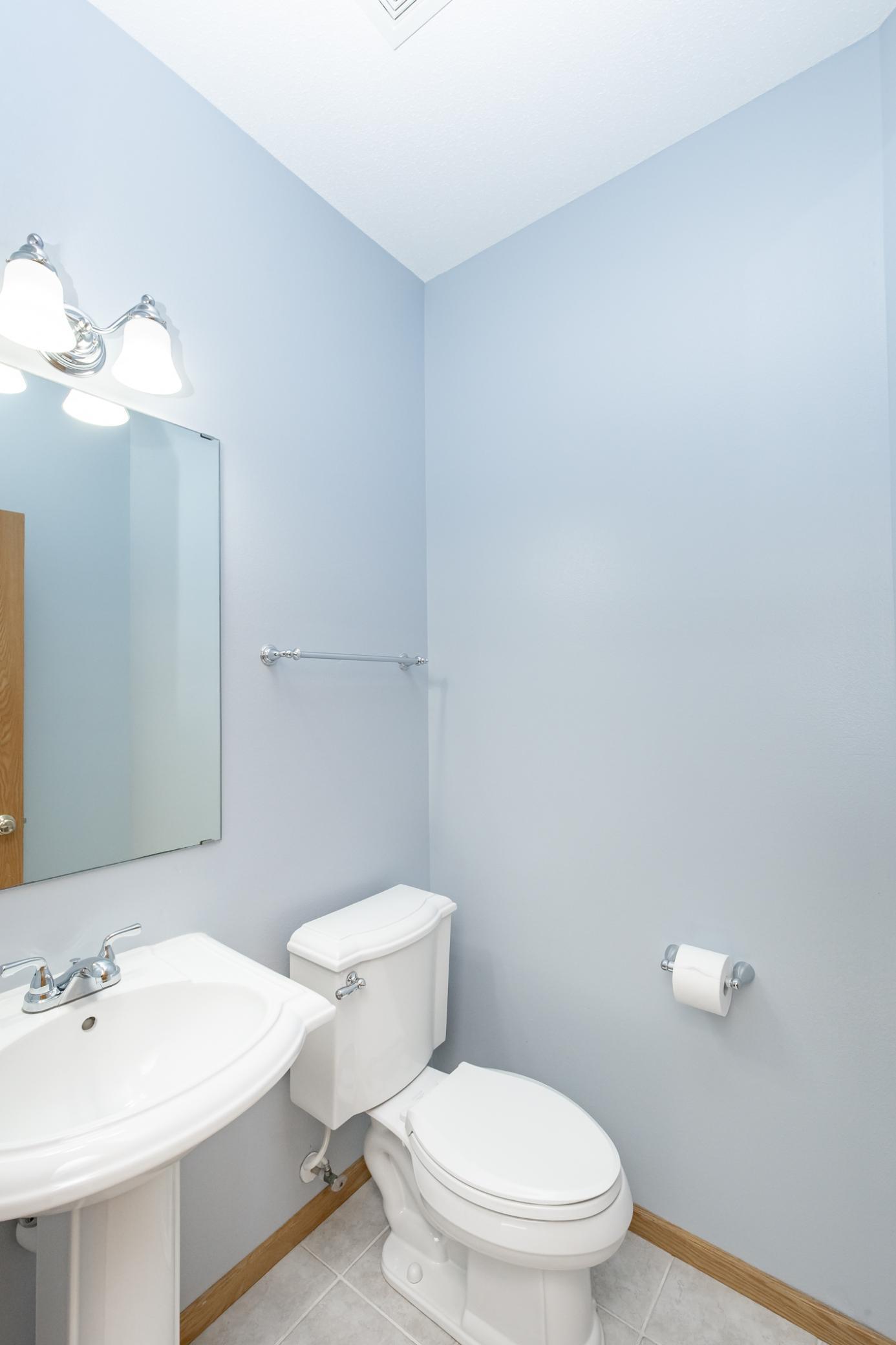 Bathroom 2 - Half