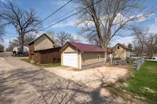 513 State Street E, Cannon Falls, MN 55009