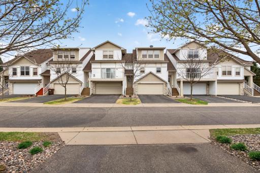 10859 Kingsfield Lane, Saint Paul, MN 55129