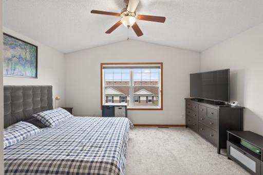 10859 Kingsfield Lane, Saint Paul, MN 55129