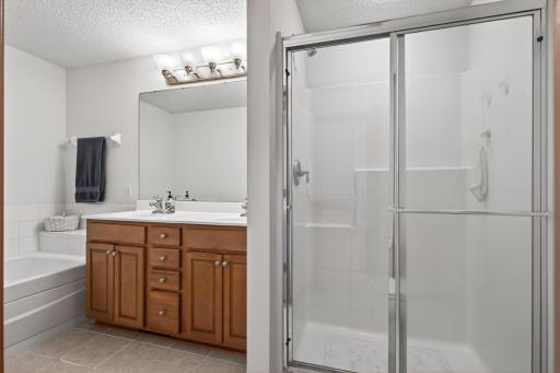 10859 Kingsfield Lane, Saint Paul, MN 55129