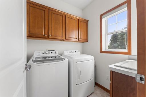 10859 Kingsfield Lane, Saint Paul, MN 55129