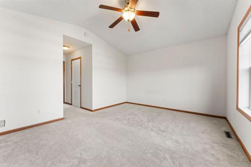 10859 Kingsfield Lane, Saint Paul, MN 55129