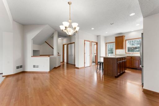 10859 Kingsfield Lane, Saint Paul, MN 55129