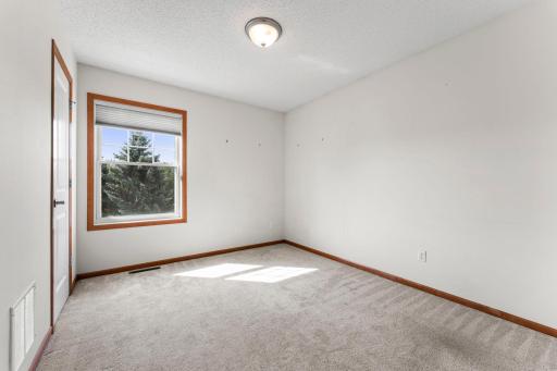 10859 Kingsfield Lane, Saint Paul, MN 55129