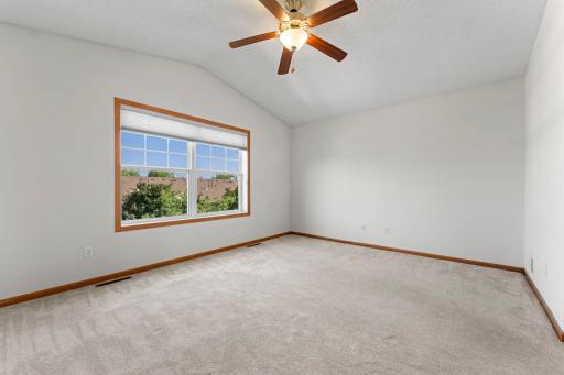 10859 Kingsfield Lane, Saint Paul, MN 55129