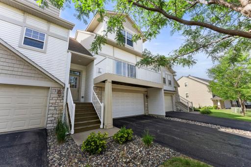 10859 Kingsfield Lane, Saint Paul, MN 55129