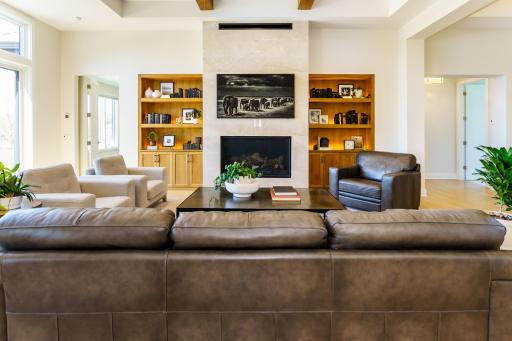 9735 Frontier Lane, Lakeville, MN 55044