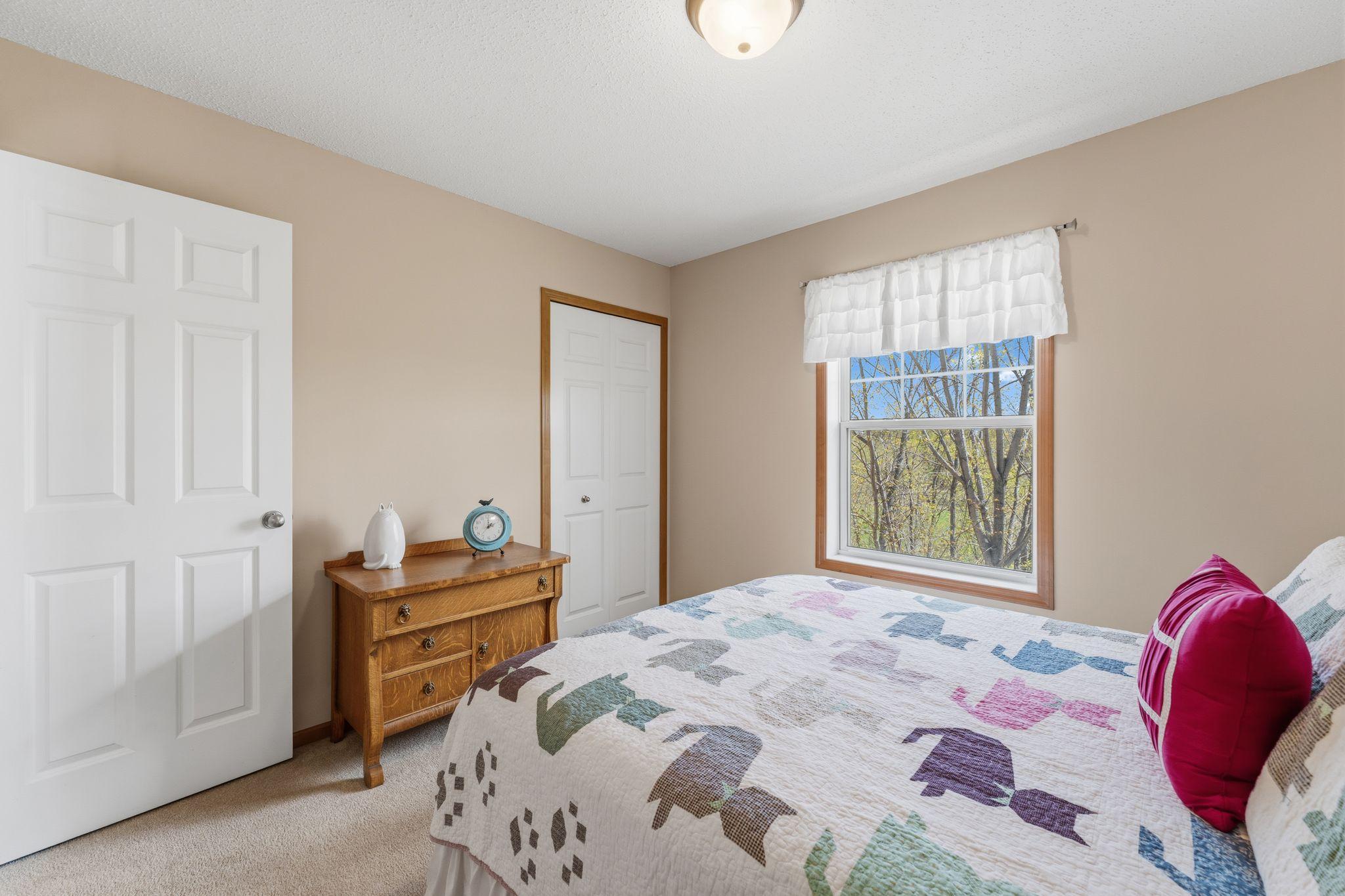 Upper Level bedroom 2