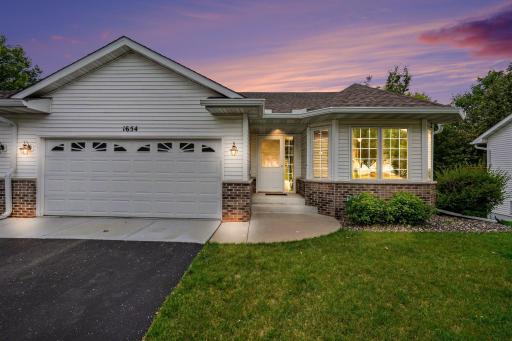 1654 Cohansey Street, Saint Paul, MN 55117