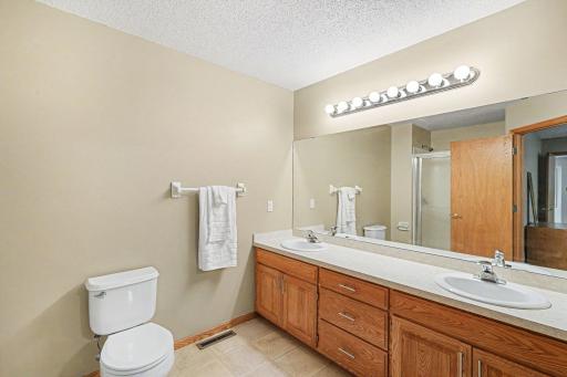1654 Cohansey Street, Saint Paul, MN 55117