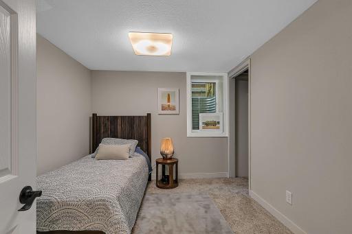 329 4th Avenue NE, Saint Cloud, MN 56304