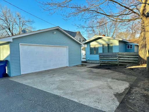 329 4th Avenue NE, Saint Cloud, MN 56304