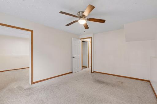 112 McGregor Avenue North - Spacecrafting - 0029.jpg