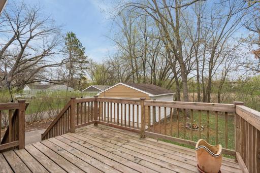 112 McGregor Avenue North - Spacecrafting - 0035.jpg