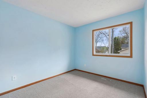 112 McGregor Avenue North - Spacecrafting - 0021.jpg