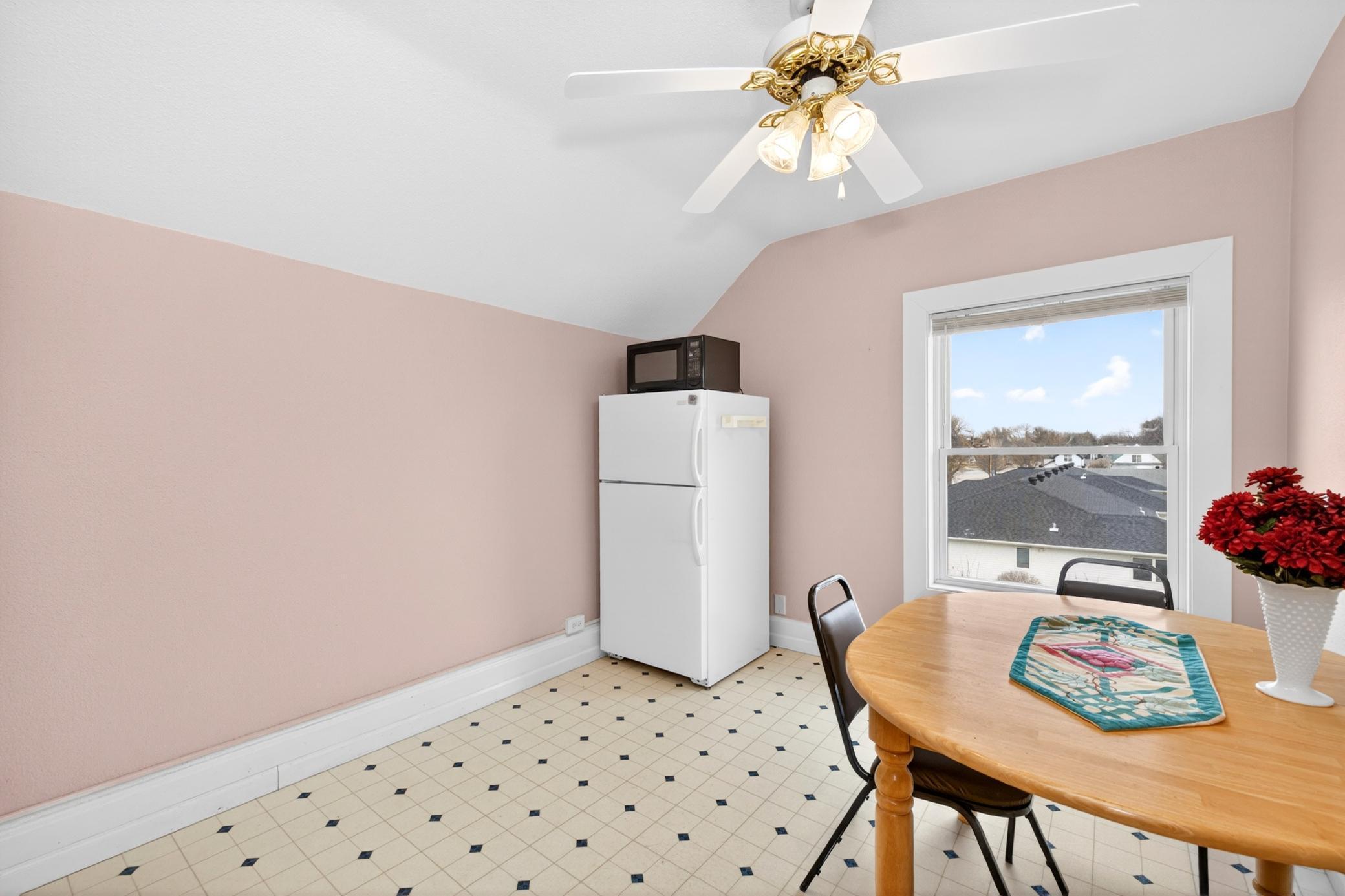 Amdak__202 3rd Ave SE Barnsville MN_0016.jpg