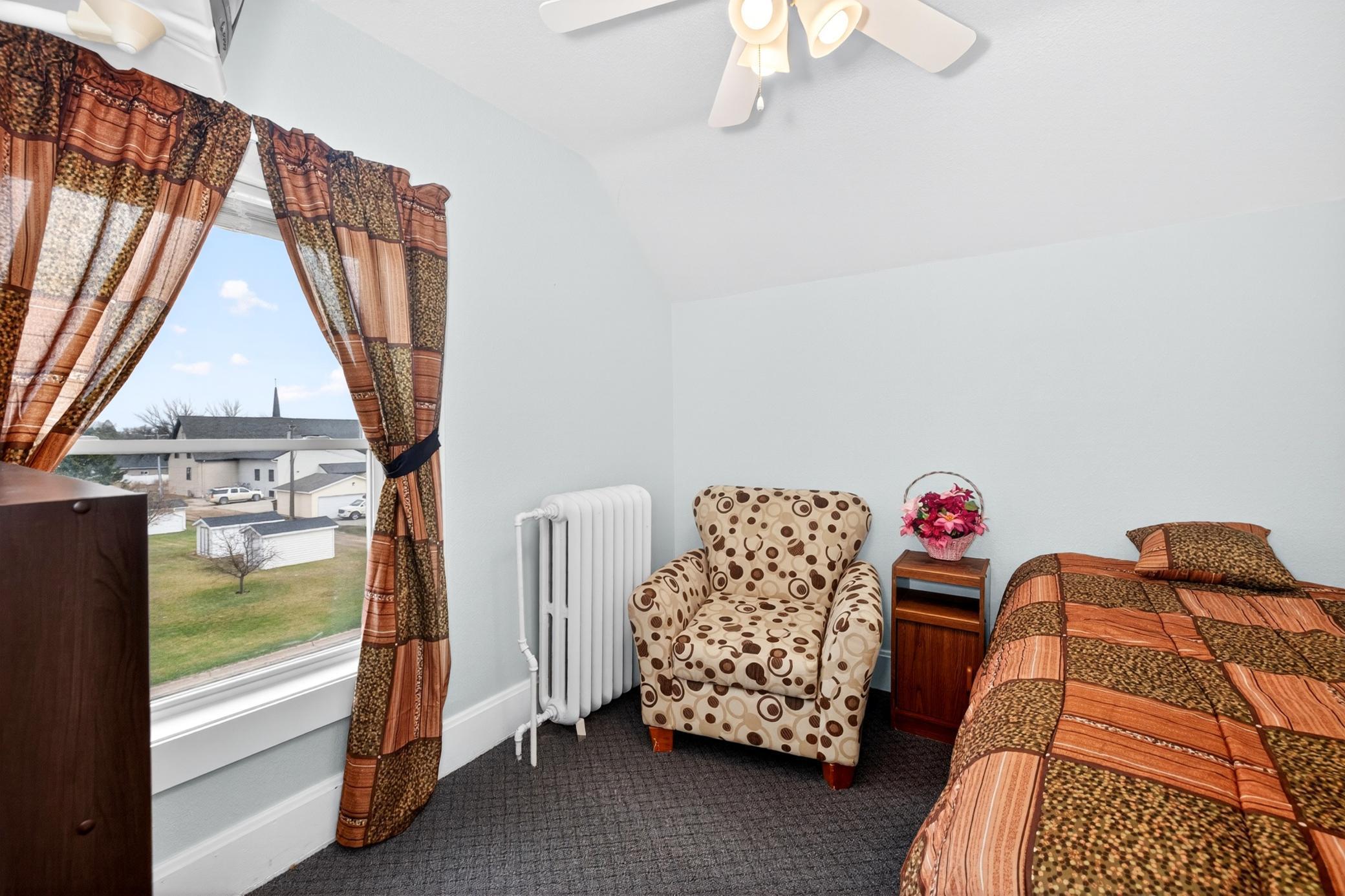 Amdak__202 3rd Ave SE Barnsville MN_0018.jpg