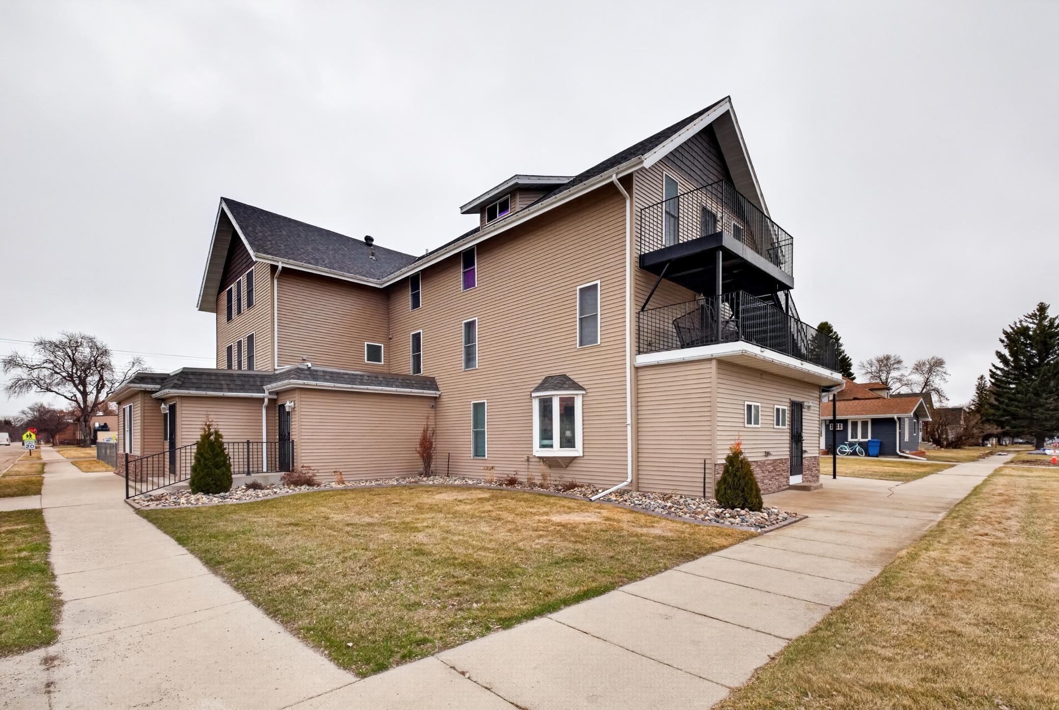 Amdak__202 3rd Ave SE Barnsville MN_0001.jpg