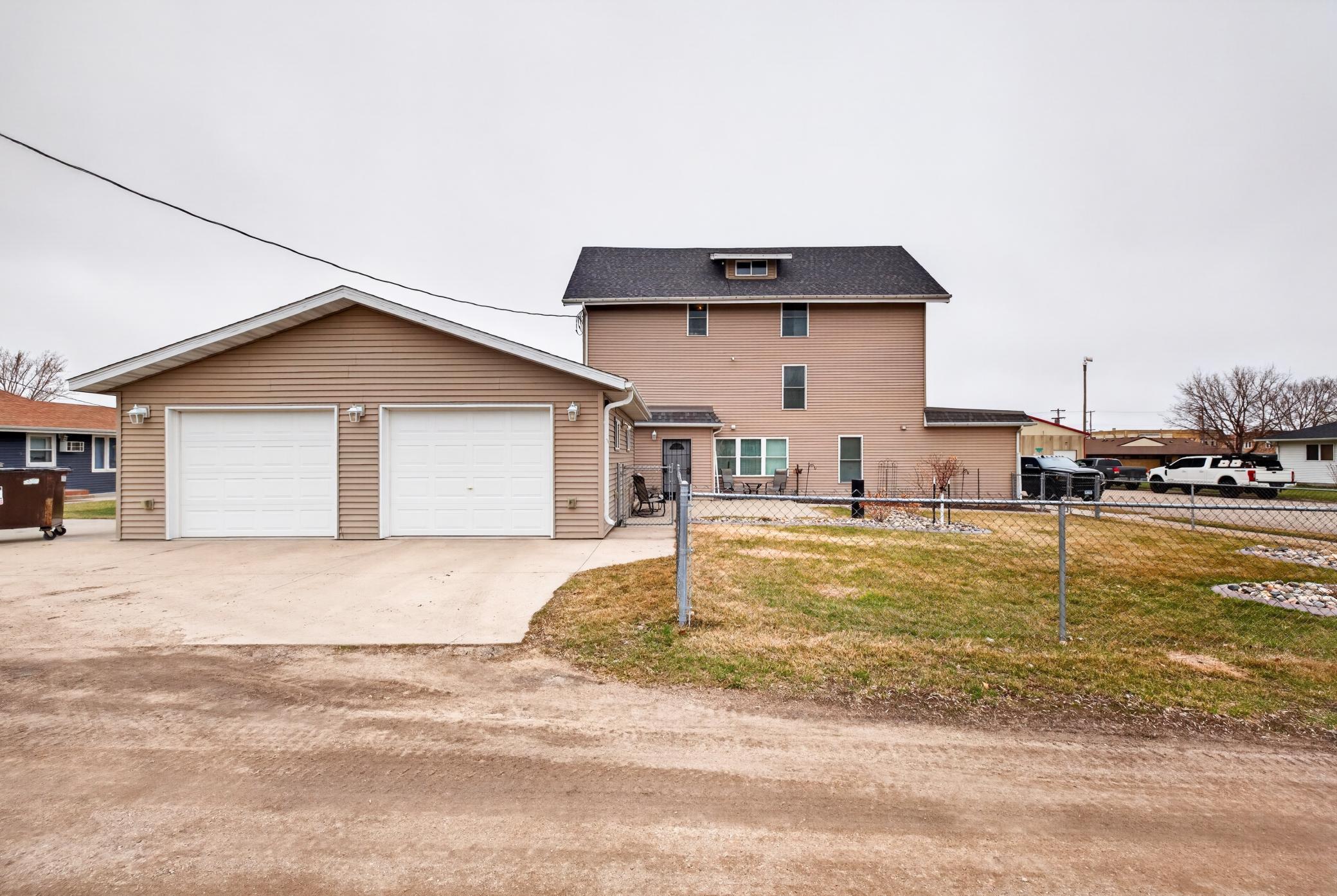 Amdak__202 3rd Ave SE Barnsville MN_0004.jpg