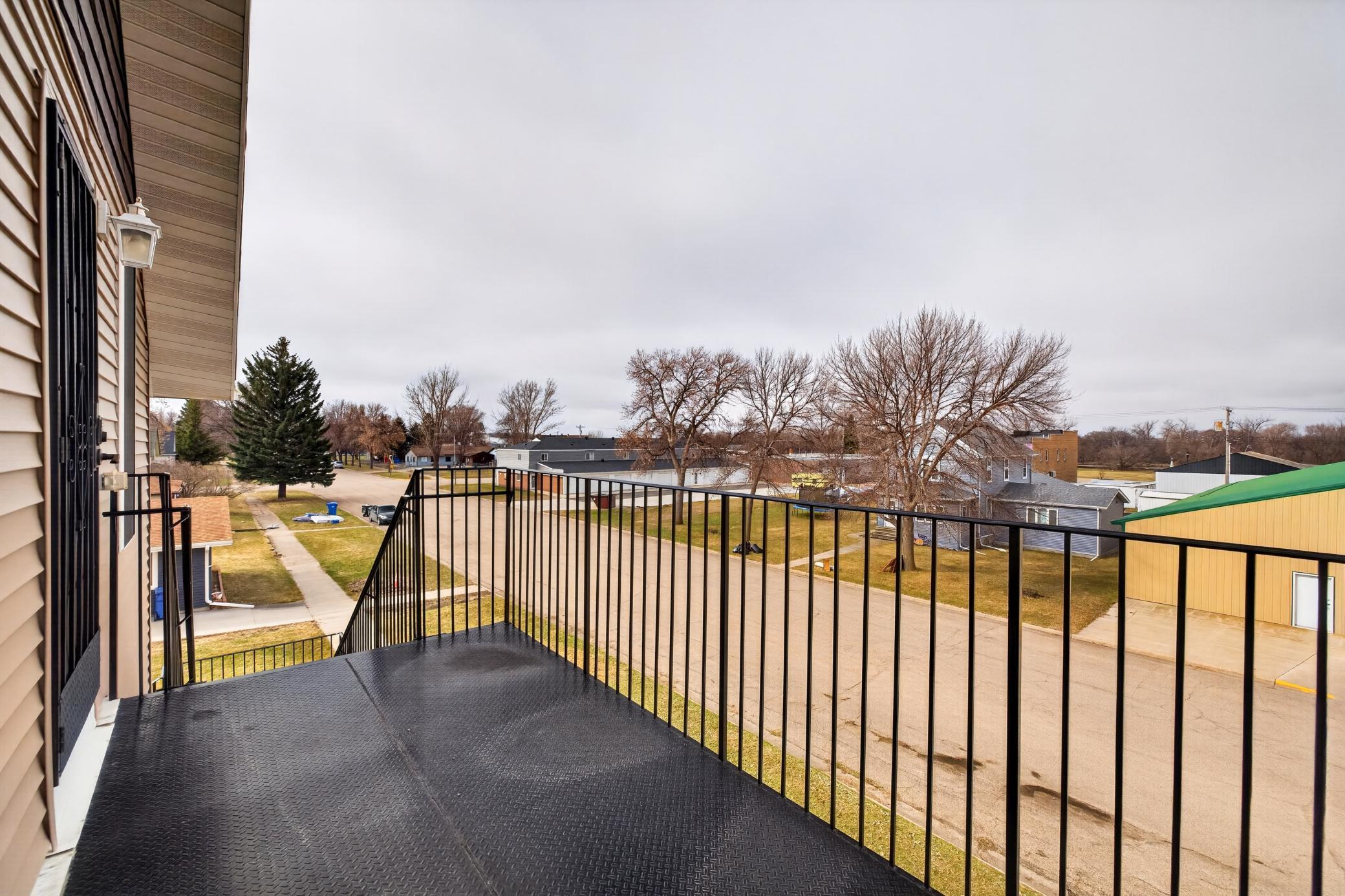 Amdak__202 3rd Ave SE Barnsville MN_0006.jpg