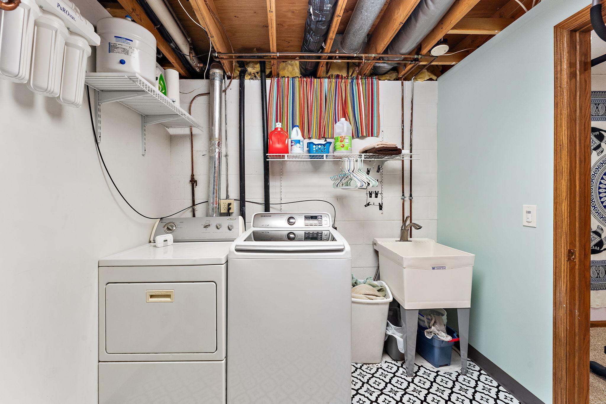 Clean and tidy laundry room