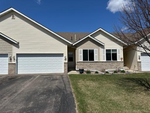 4129 Jarmann Lane, Shakopee, MN 55379