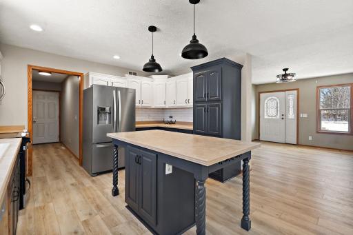 27509 742nd Avenue, Dassel, MN 55325