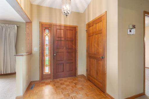 1455 Sunset Drive SW, Owatonna, MN 55060