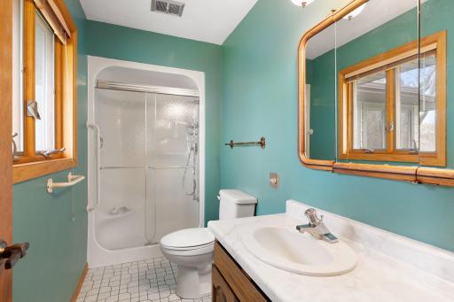1455 Sunset Drive SW, Owatonna, MN 55060