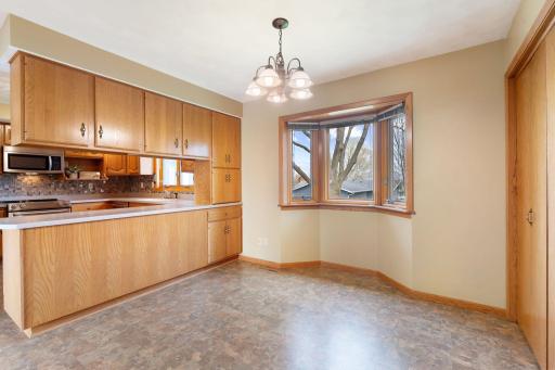 1455 Sunset Drive SW, Owatonna, MN 55060