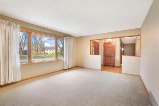 1455 Sunset Drive SW, Owatonna, MN 55060