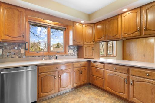 1455 Sunset Drive SW, Owatonna, MN 55060