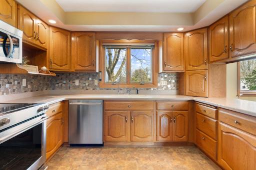 1455 Sunset Drive SW, Owatonna, MN 55060