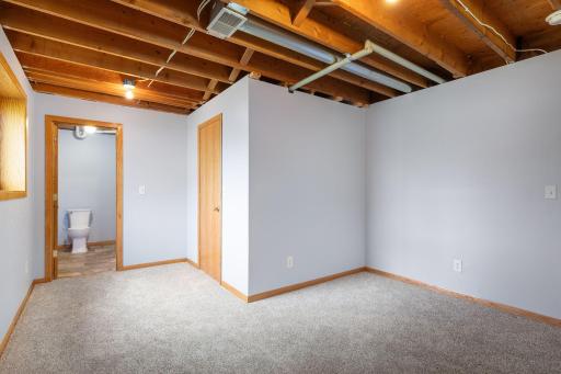 1455 Sunset Drive SW, Owatonna, MN 55060