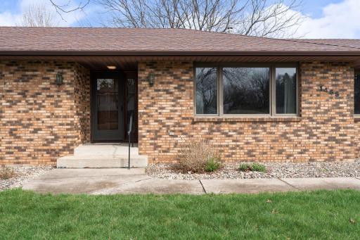 1455 Sunset Drive SW, Owatonna, MN 55060