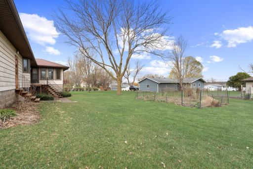 1455 Sunset Drive SW, Owatonna, MN 55060