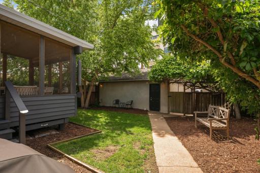 4916 Ewing Avenue S, Minneapolis, MN 55410
