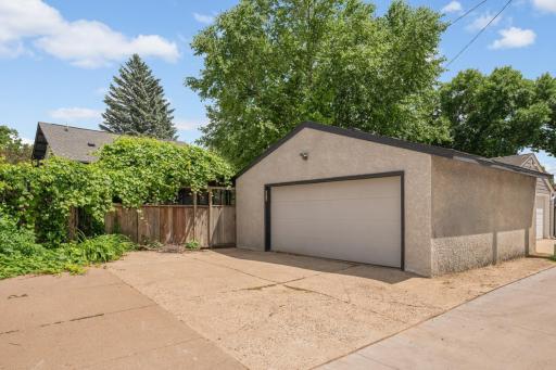 4916 Ewing Avenue S, Minneapolis, MN 55410