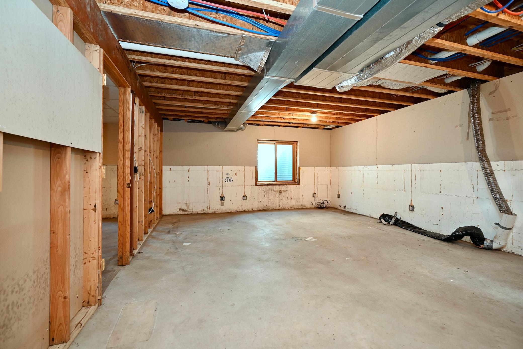 LL Expansion Space