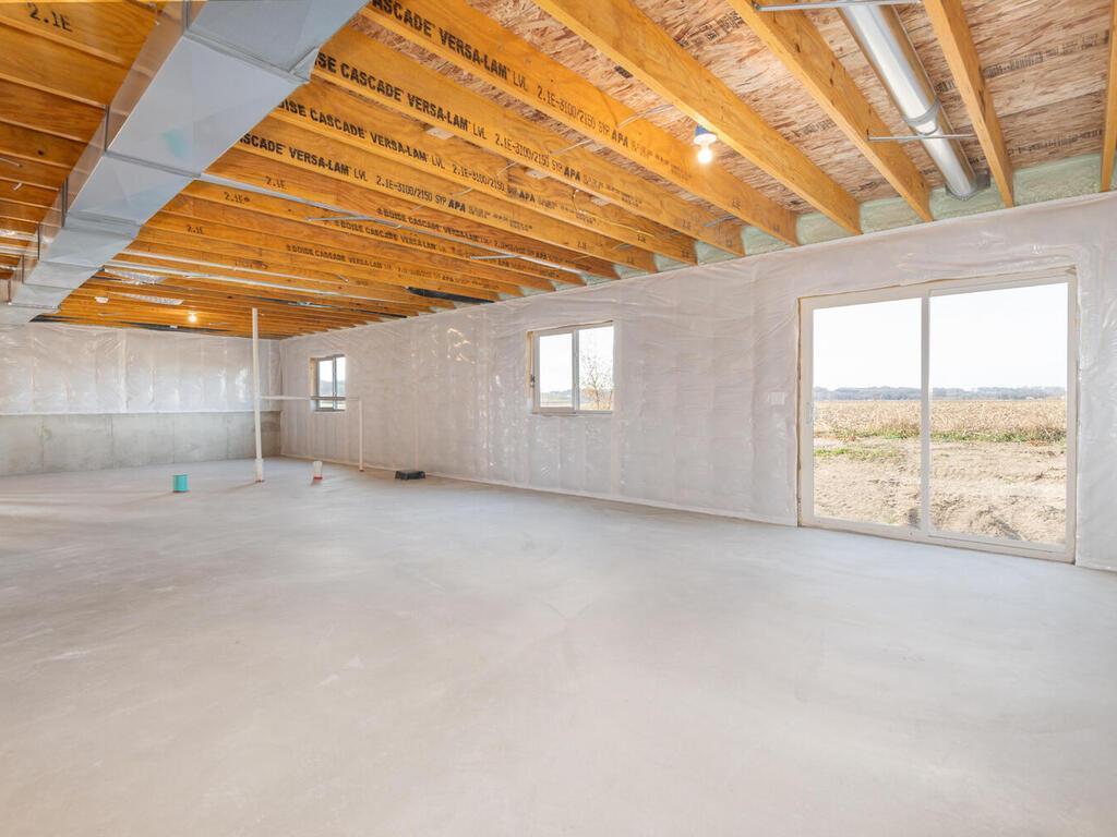 938 Prestwick Dr Belle Plaine MN