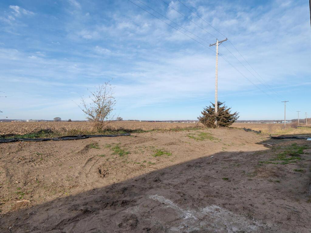 938 Prestwick Dr Belle Plaine MN