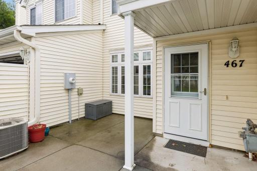 467 Aqua Circle, 1015, Lino Lakes, MN 55014