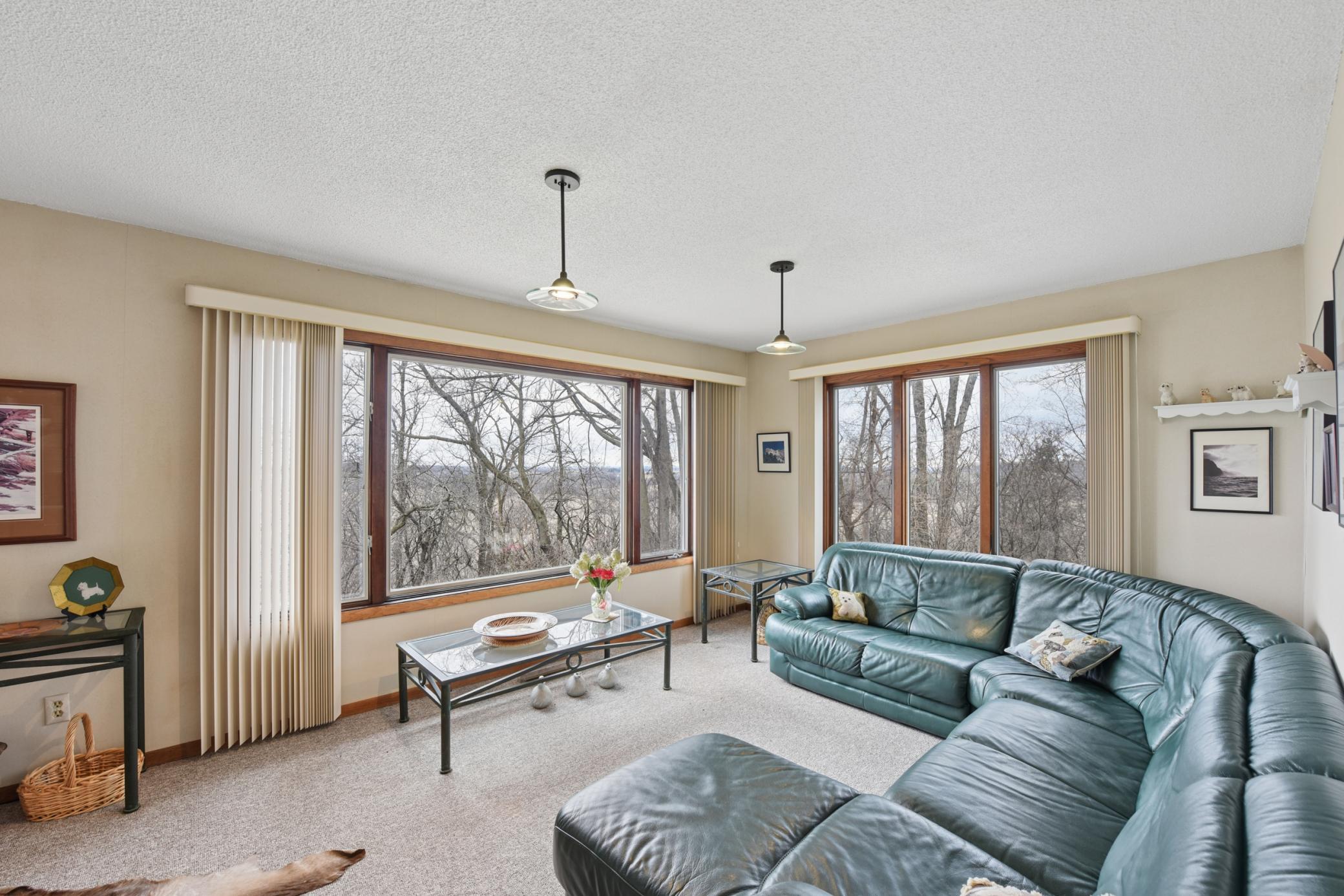 Sitting Room South Facing