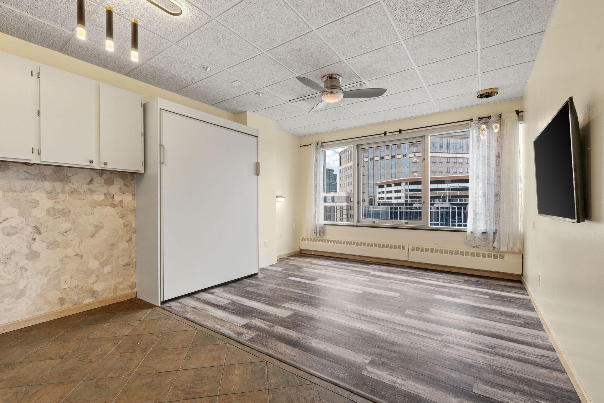 1-web-or-mls-431 S 7th St 2609-1.jpg