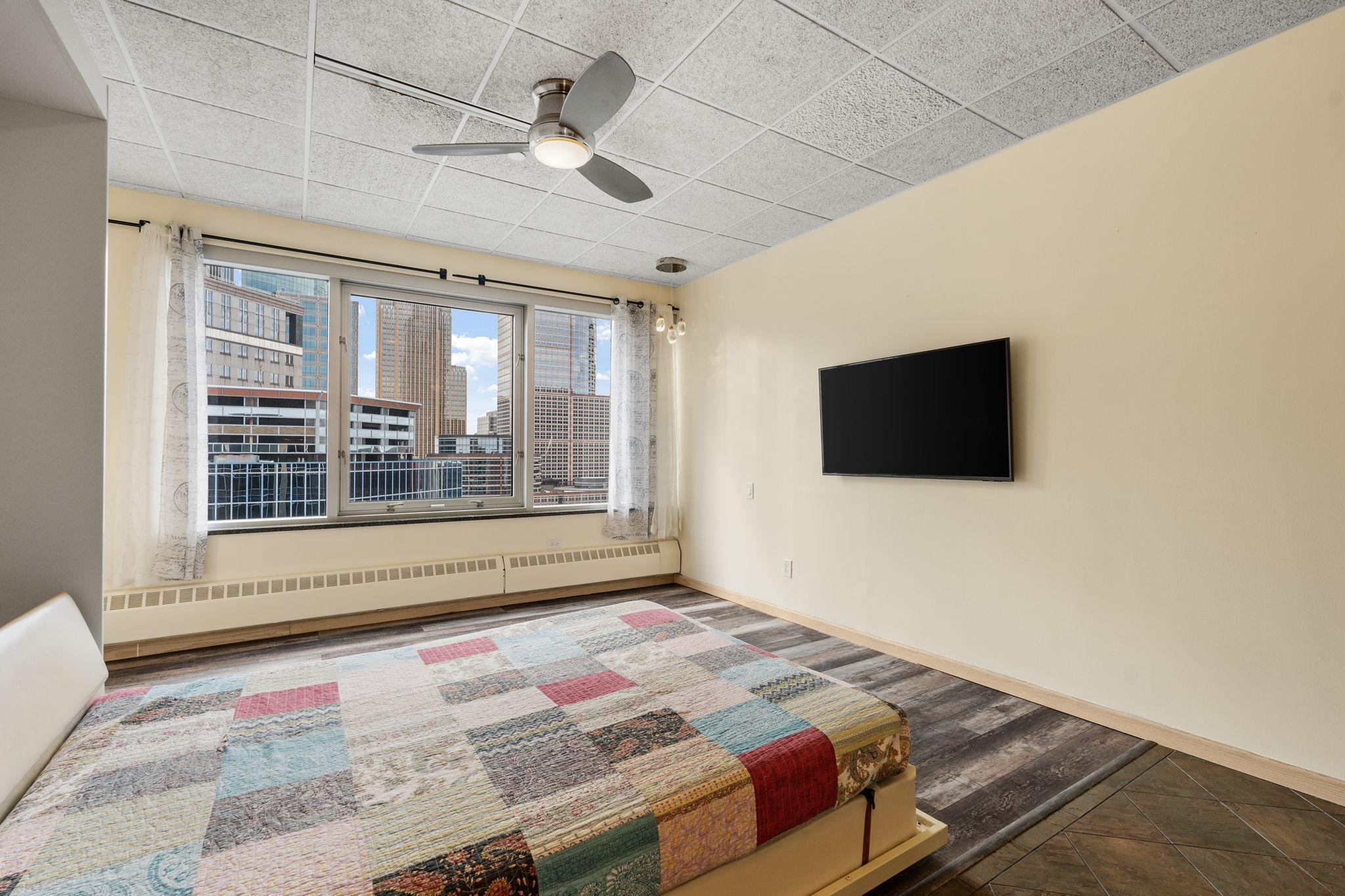 11-web-or-mls-431 S 7th St 2609-11.jpg