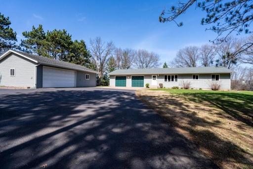 4437 Old Wells Road, Eau Claire, WI 54703