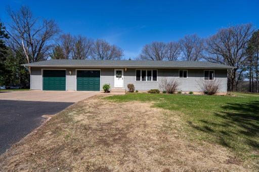 4437 Old Wells Road, Eau Claire, WI 54703