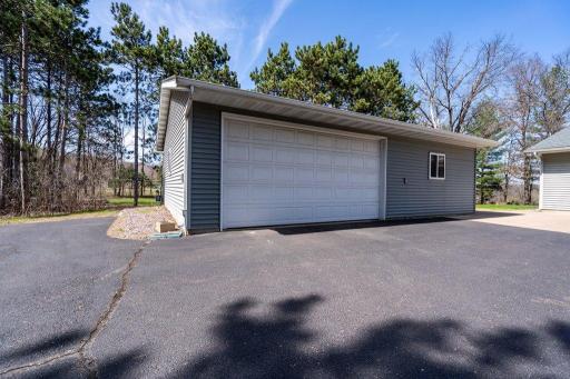 4437 Old Wells Road, Eau Claire, WI 54703